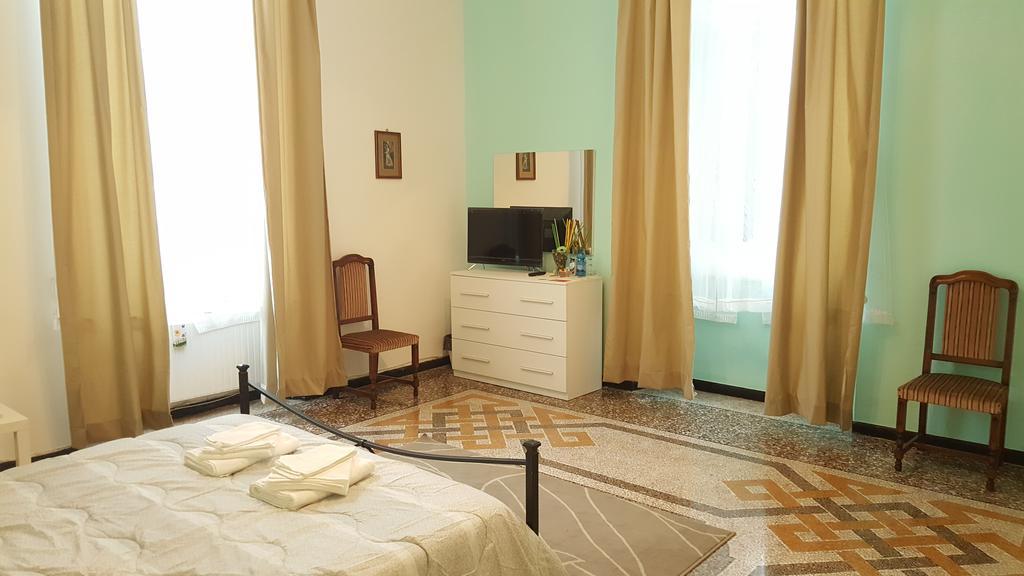 Royal Suite Janov Exteriér fotografie